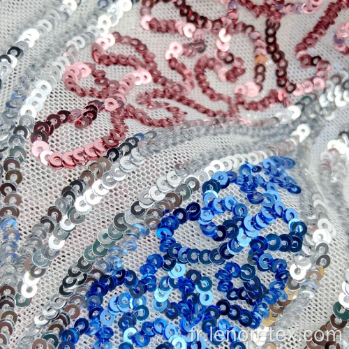 Motif d&#39;ondulation tricoté tissu de broderie en maille de paillettes 3mm